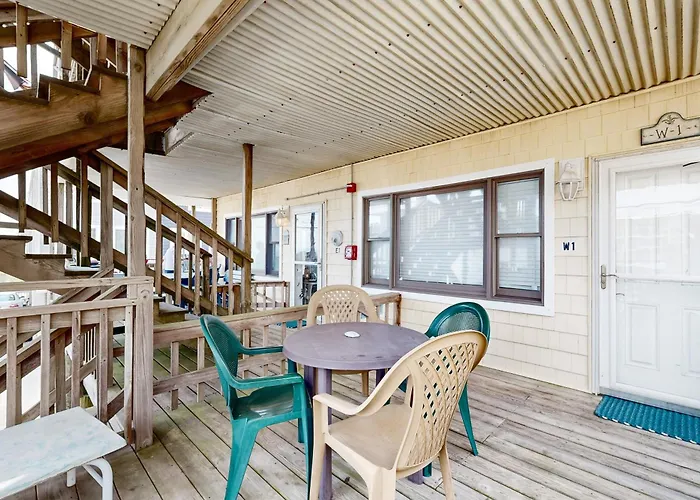 The Bounty W1 Apartment *